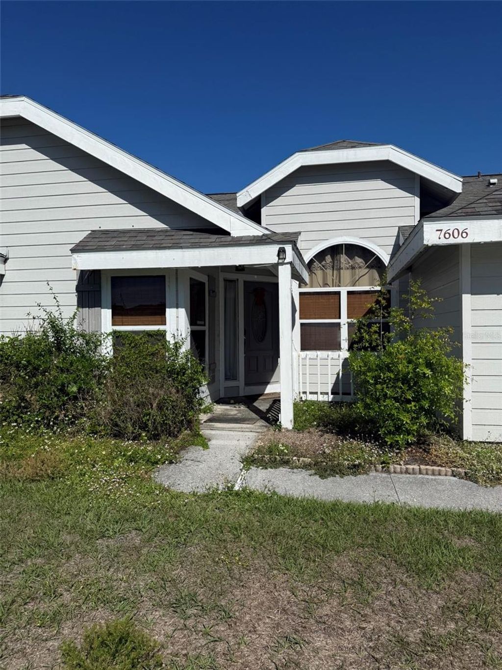 Photo of 7606 37th Street Circle E, Sarasota, FL 34243 (MLS # O6397676)