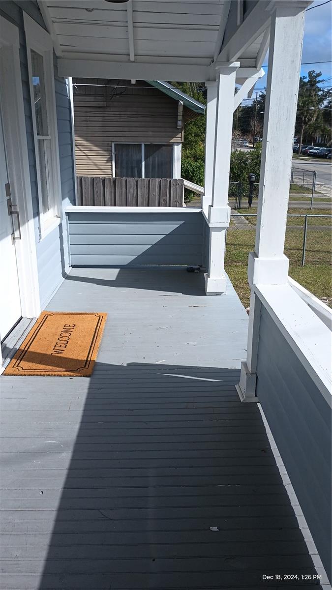 OSTEENS BLK 120 S RR DELAND - Residential Lease