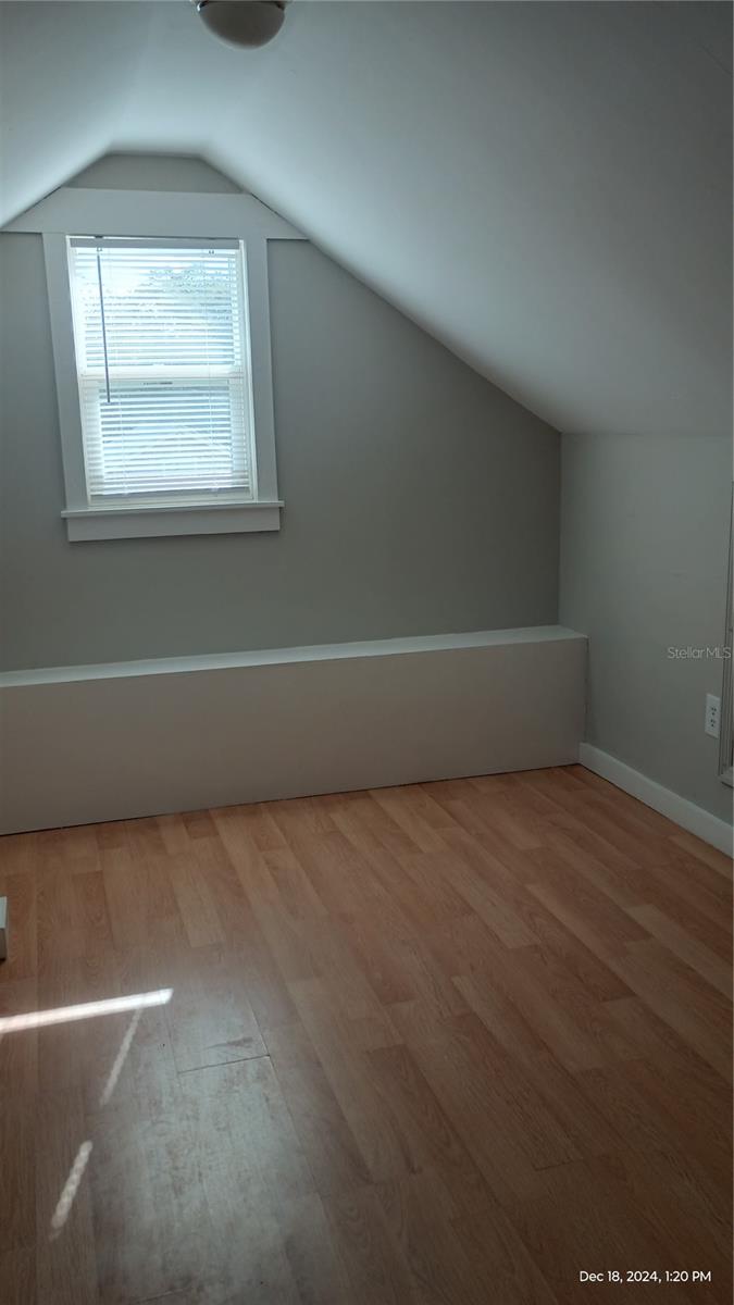 OSTEENS BLK 120 S RR DELAND - Residential Lease