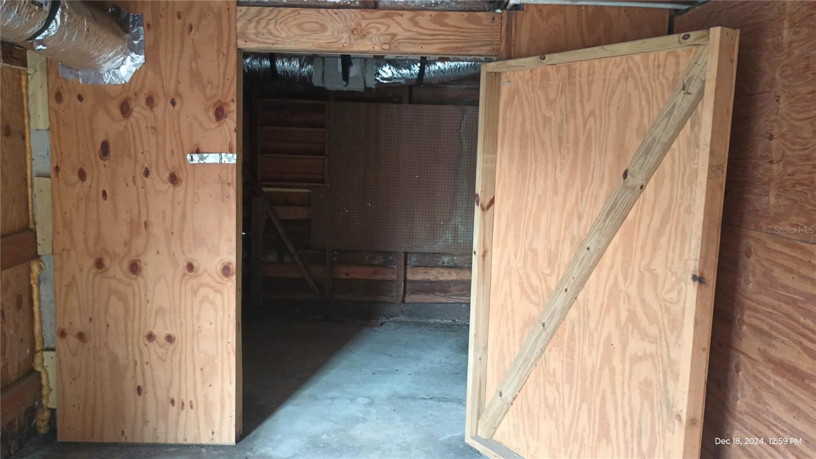 OSTEENS BLK 120 S RR DELAND - Residential Lease