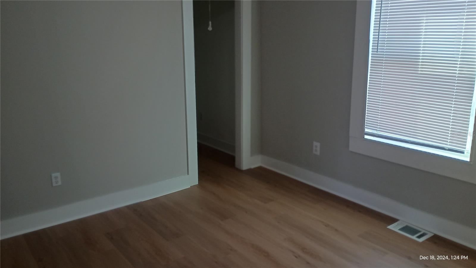 OSTEENS BLK 120 S RR DELAND - Residential Lease