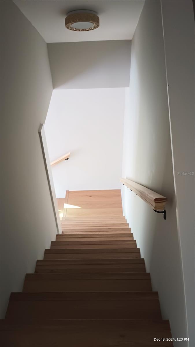 OSTEENS BLK 120 S RR DELAND - Residential Lease