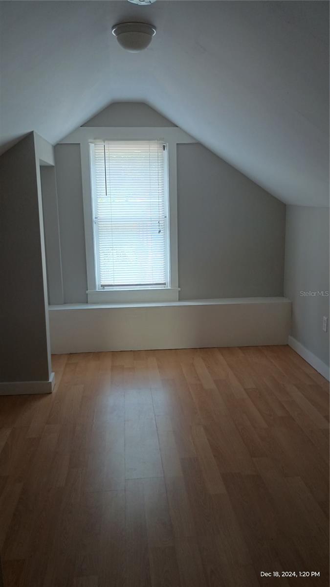 OSTEENS BLK 120 S RR DELAND - Residential Lease