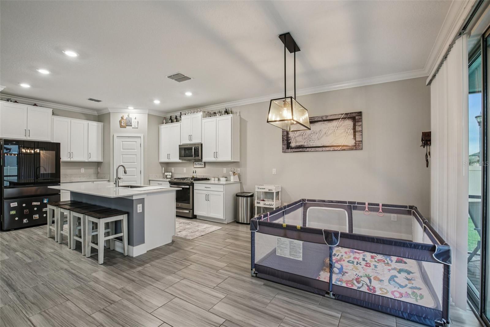 MITCHELL 54 WEST PH 2 - Residential
