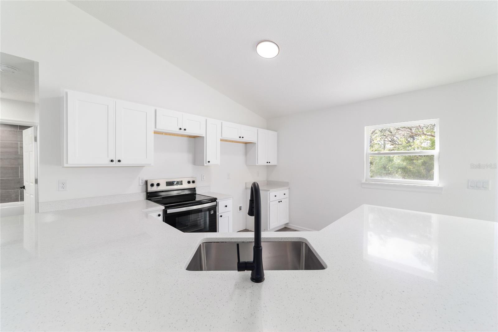 RAINBOW LAKES ESTATE - Residential