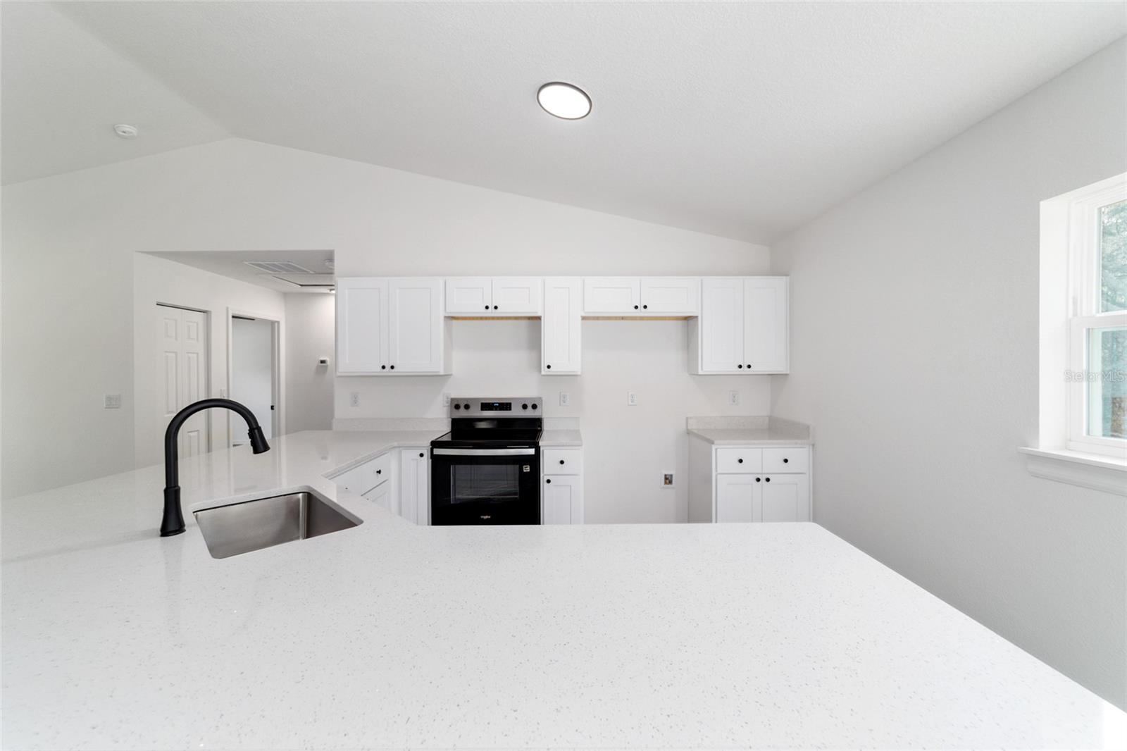 RAINBOW LAKES ESTATE - Residential