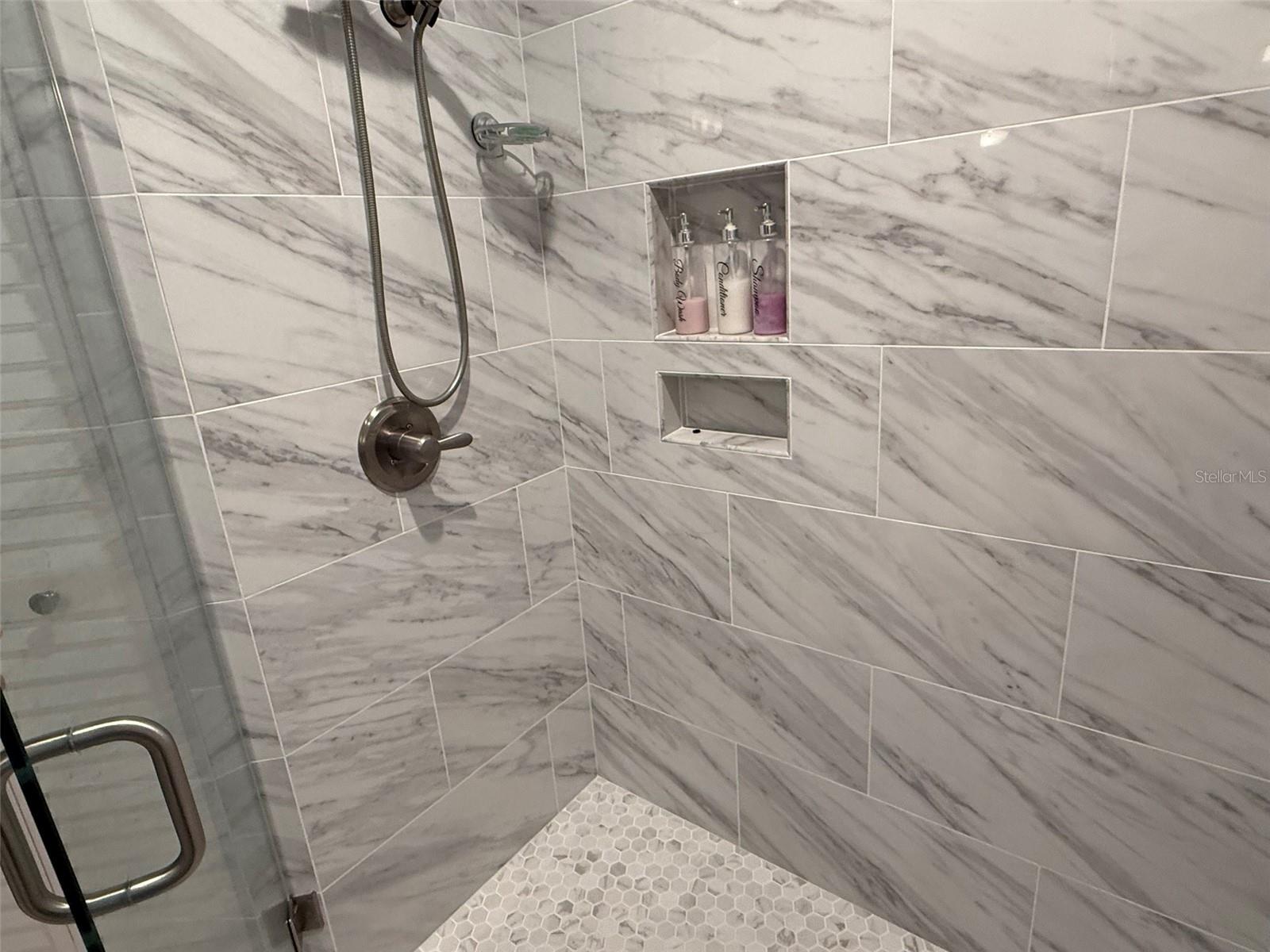 COUNTRY WALK ESTATES PH 03 - Residential