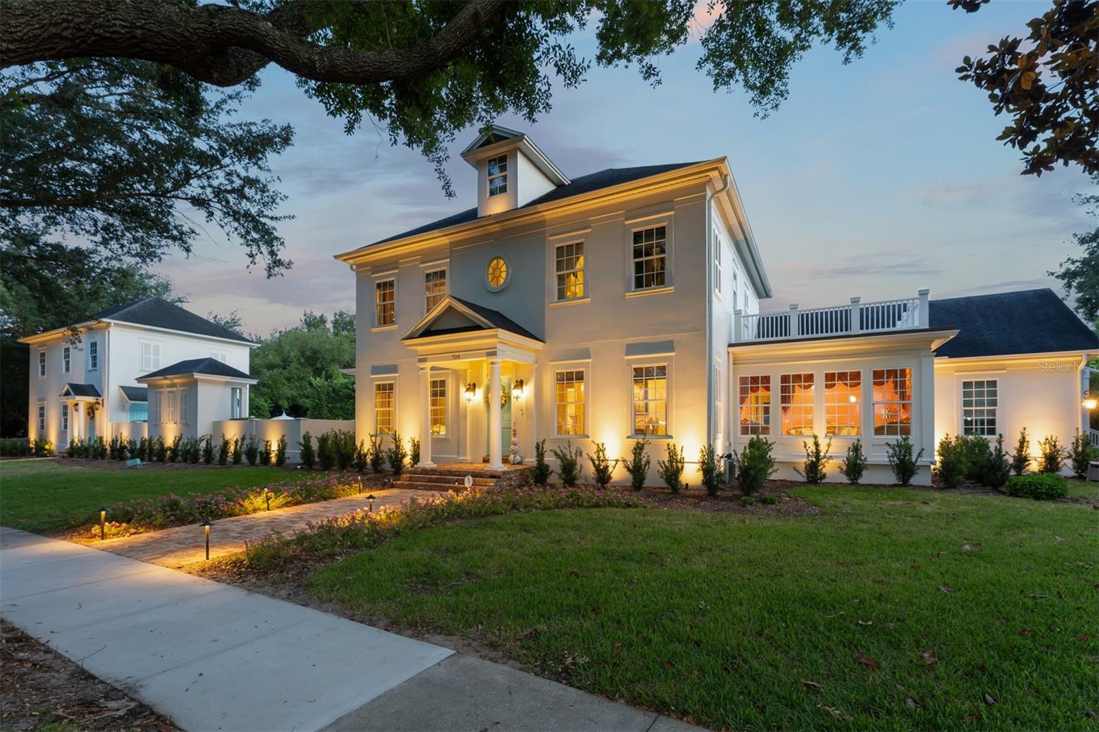 706 GOLFPARK DRIVE