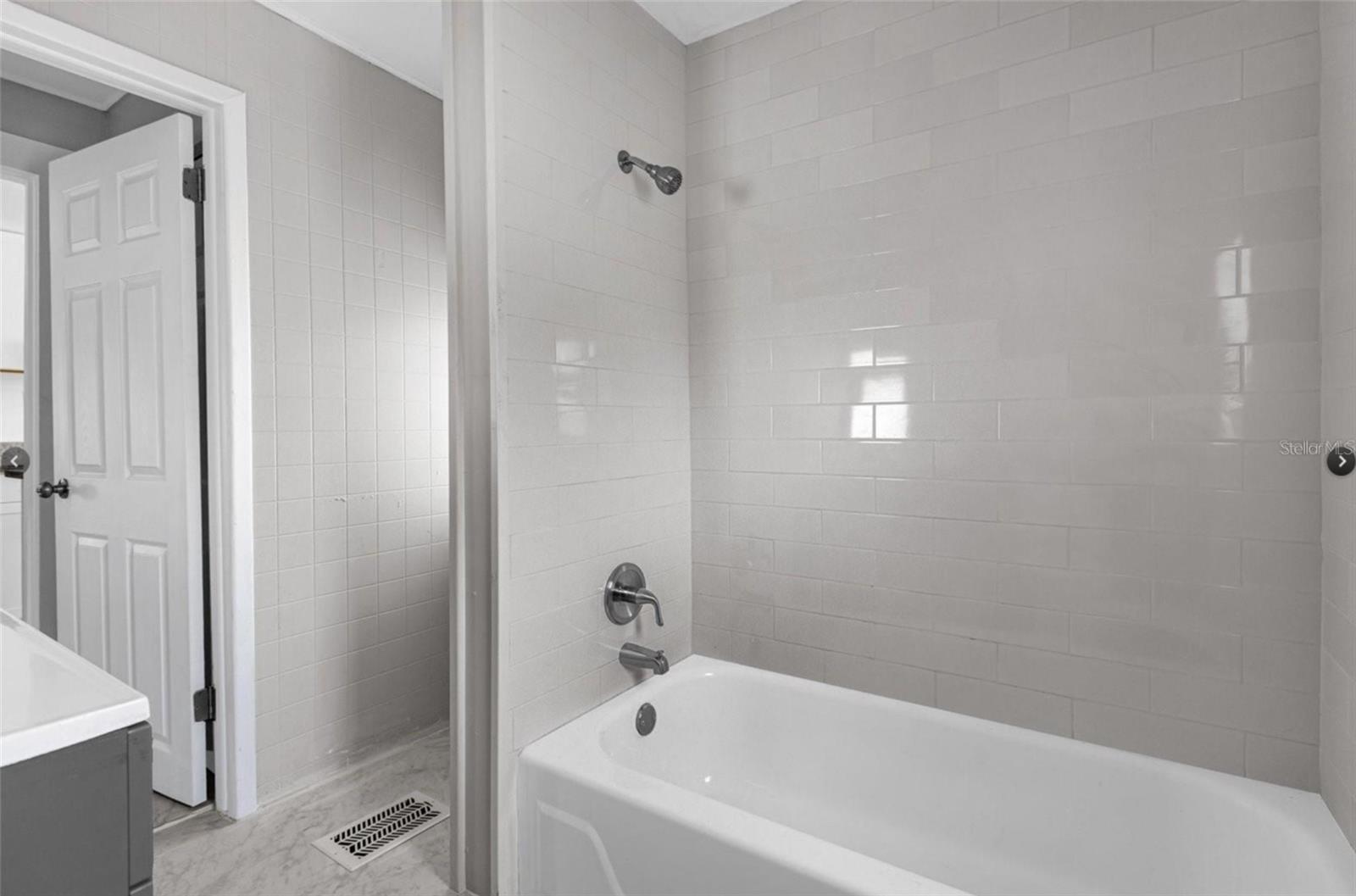 ST CLOUD 2ND TOWN OF - Residential Income