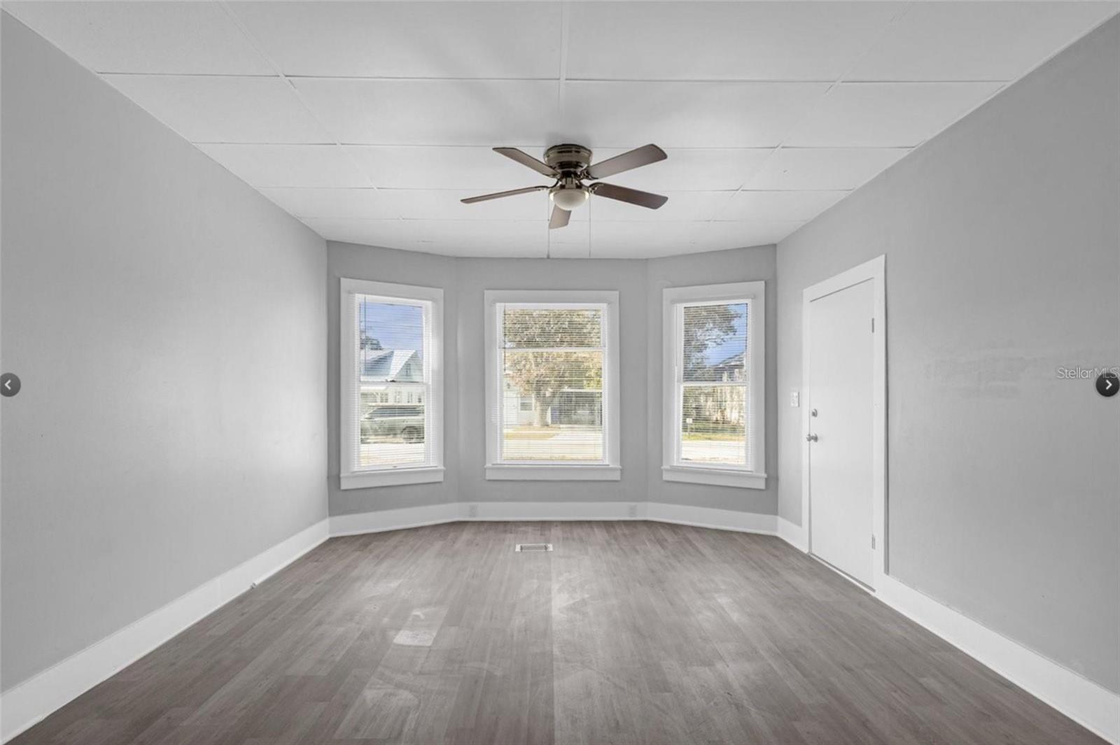 ST CLOUD 2ND TOWN OF - Residential Income