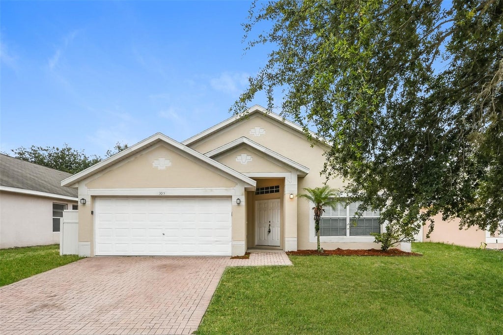 Photo of 305 Weatherby Place, Haines City, FL 33844 (MLS # C7531808)
