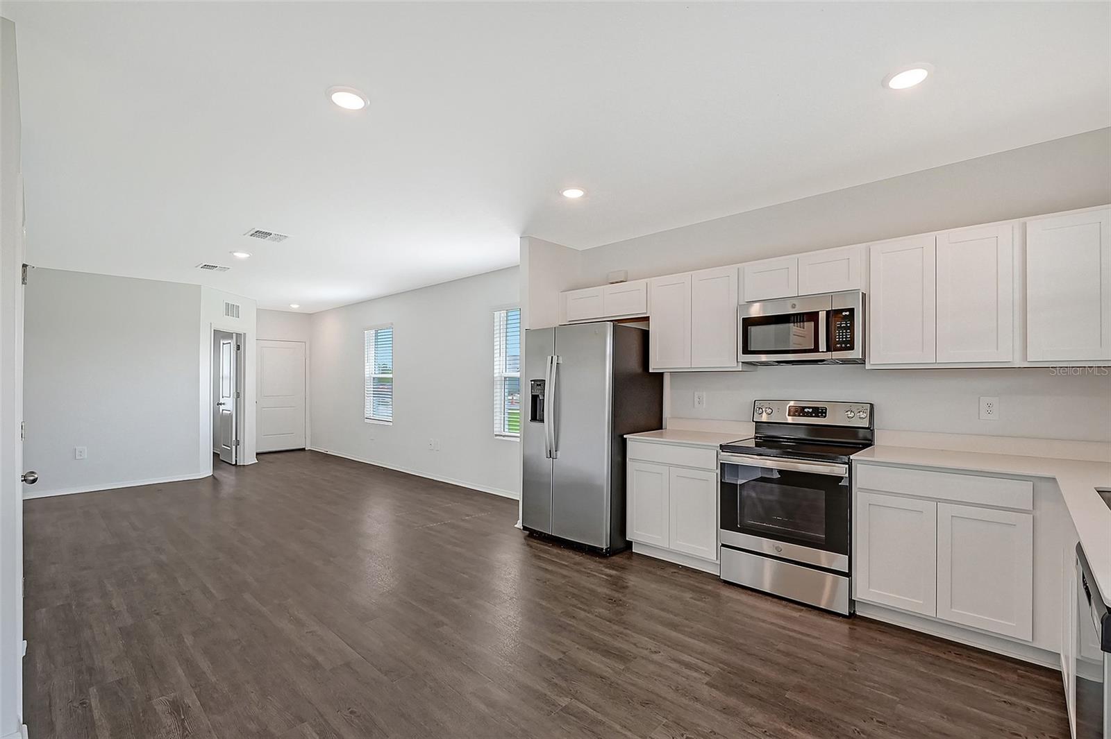 BROADLEAF - Residential