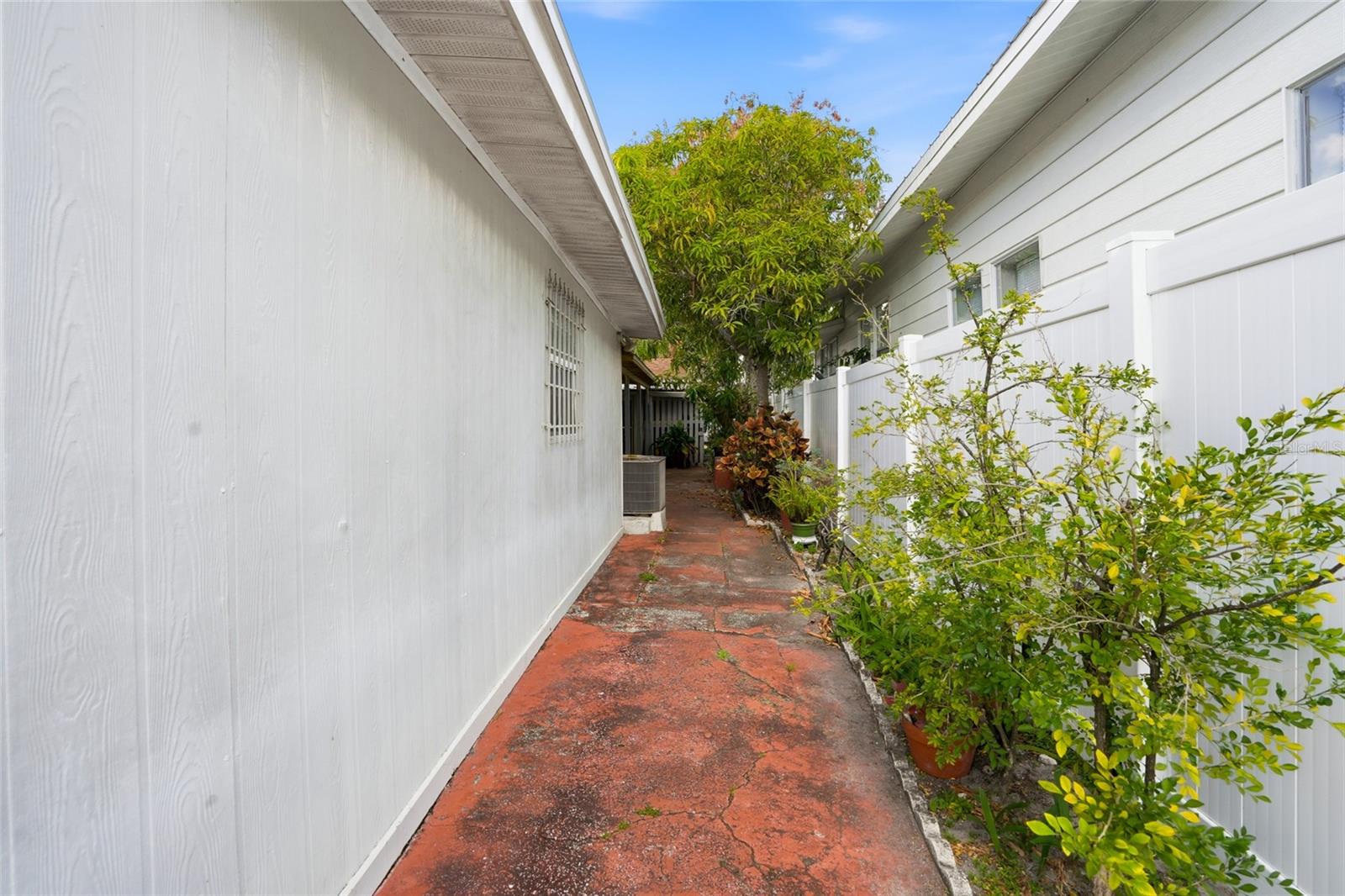 EAST TAMPA BLOCKS 1 TO 40 - Residential