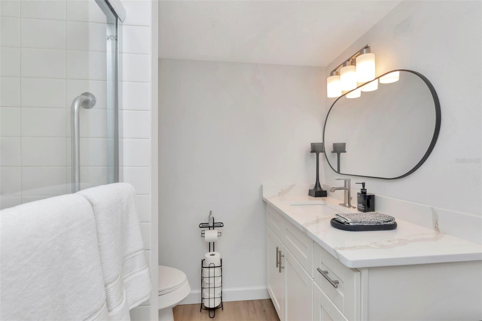 BAY ISLAND GROUP 1 - Residential