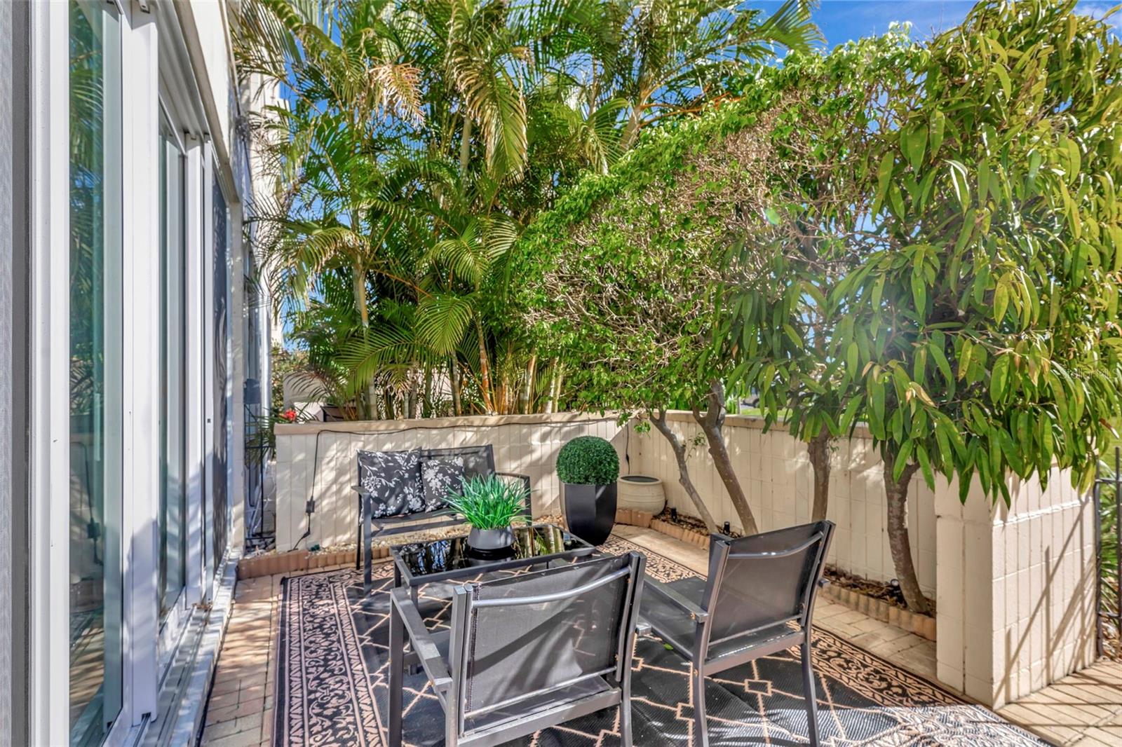 BAY ISLAND GROUP 1 - Residential