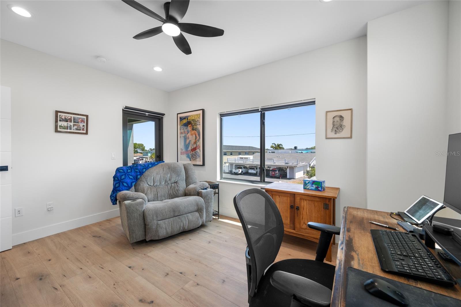 2200 BAY BLVD IRB CONDO - Residential