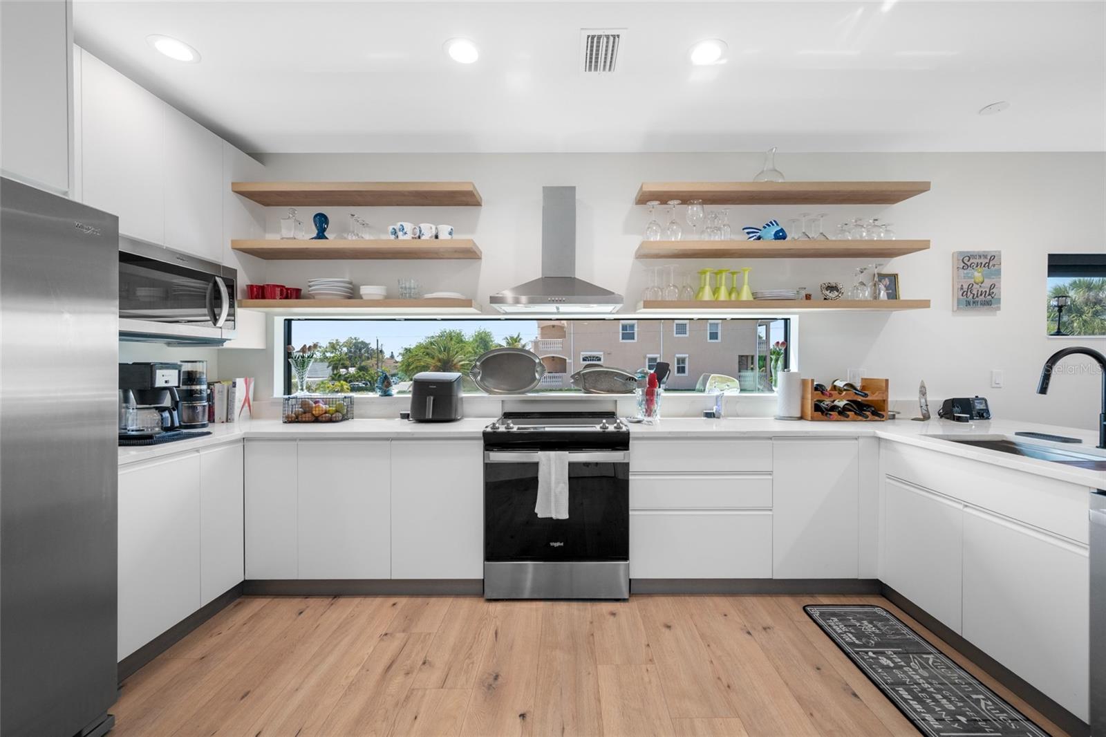 2200 BAY BLVD IRB CONDO - Residential