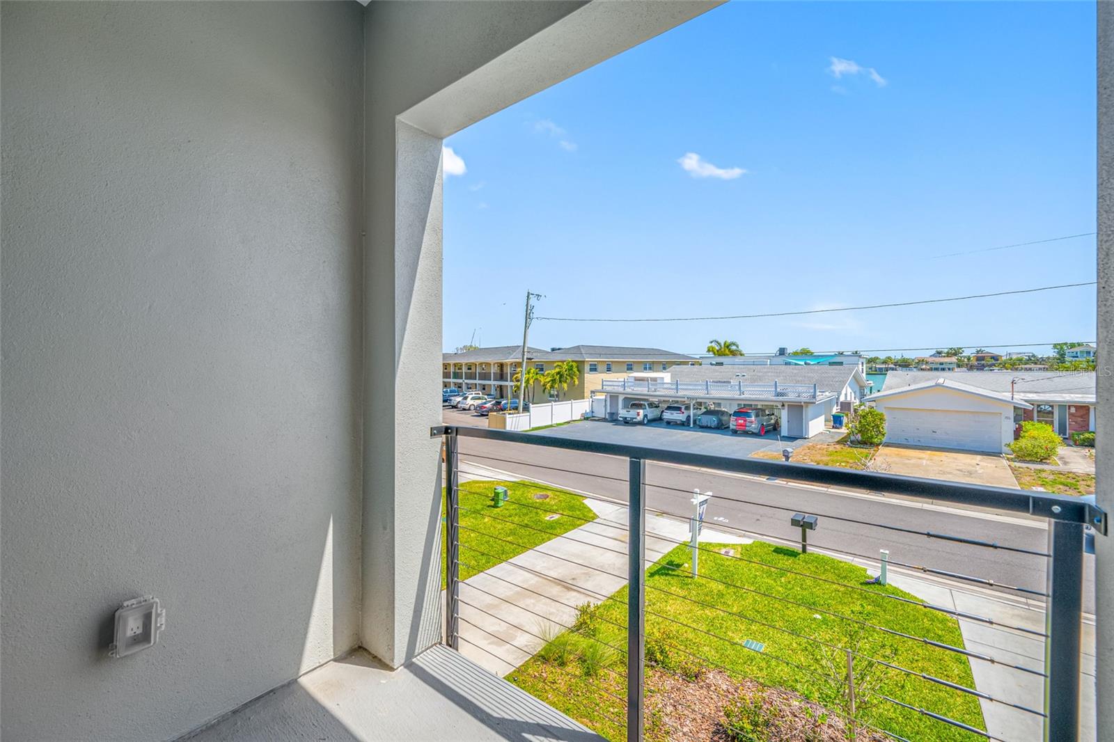 2200 BAY BLVD IRB CONDO - Residential