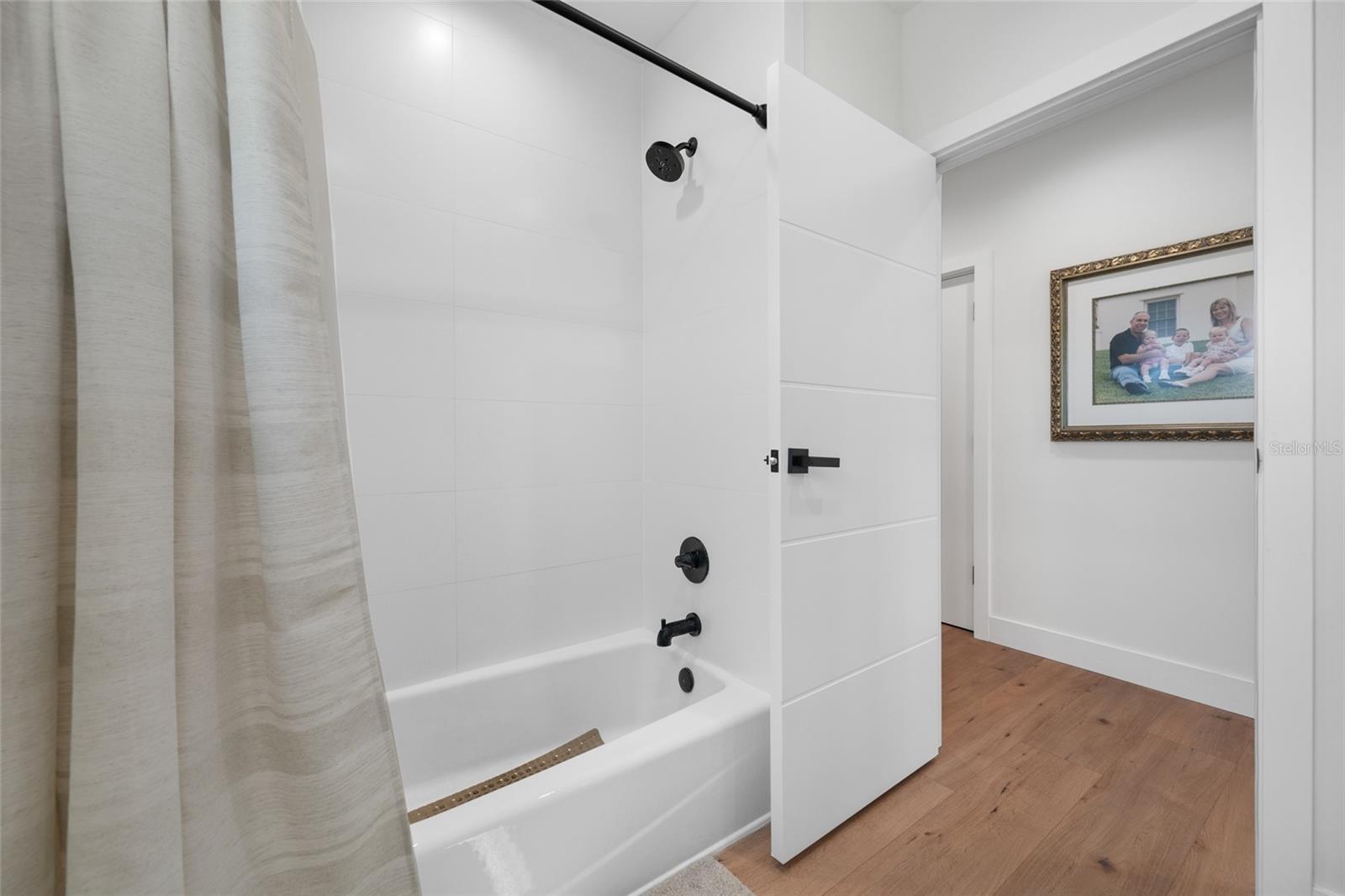 2200 BAY BLVD IRB CONDO - Residential