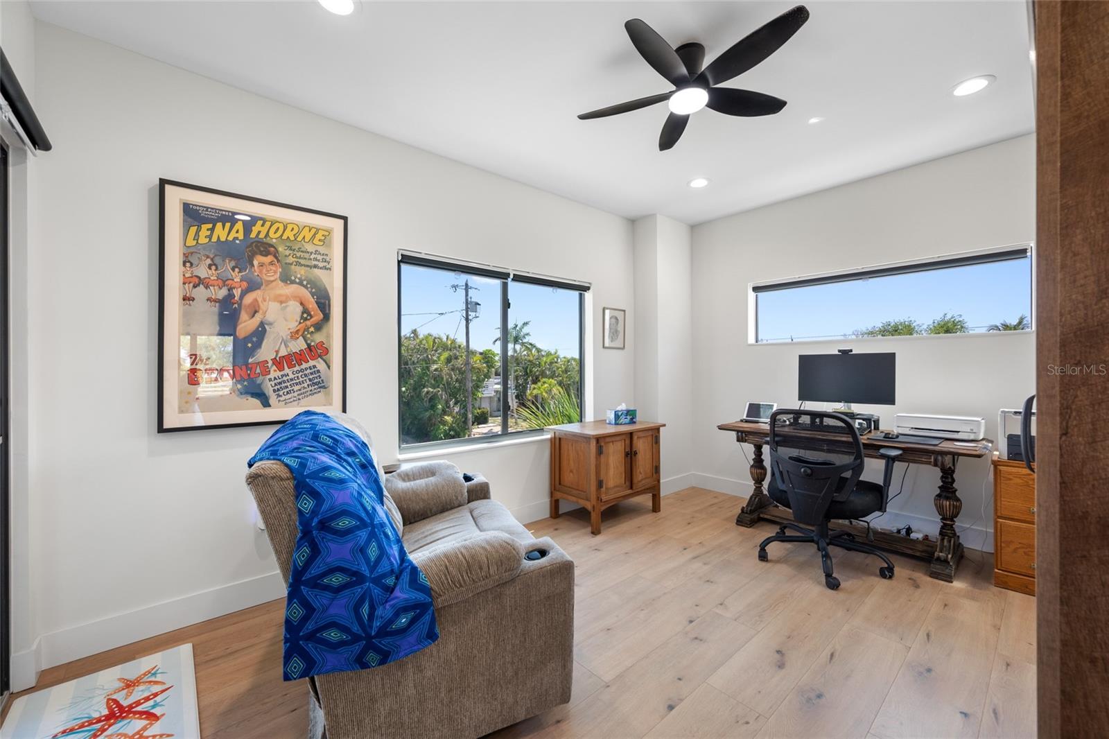 2200 BAY BLVD IRB CONDO - Residential