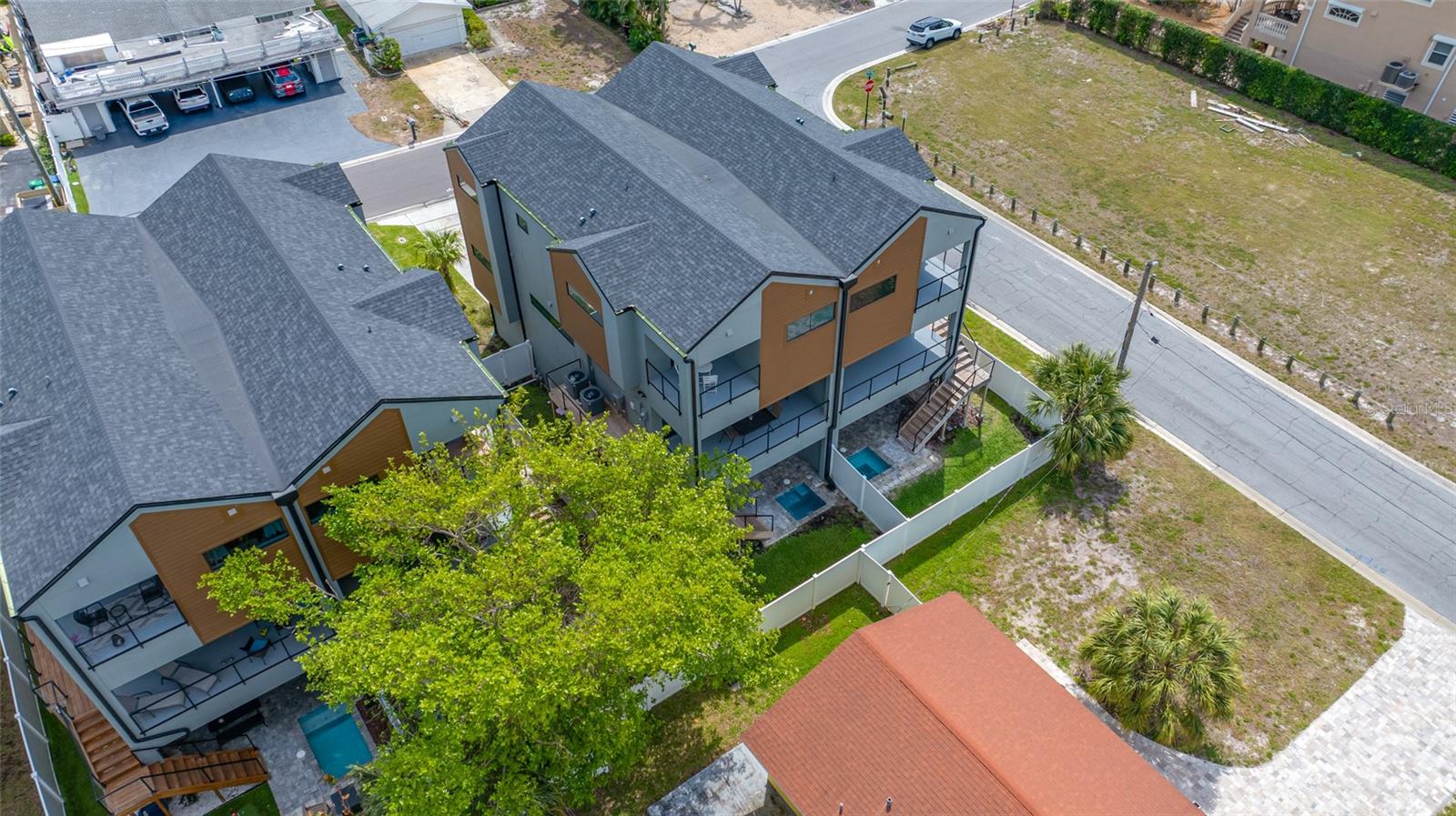 2200 BAY BLVD IRB CONDO - Residential