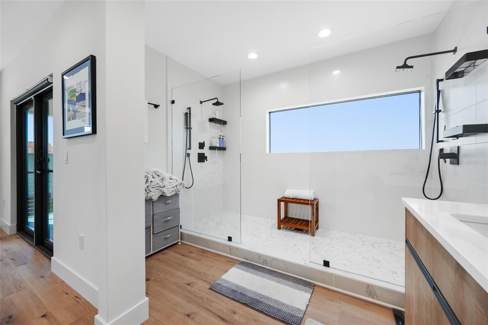 2200 BAY BLVD IRB CONDO - Residential