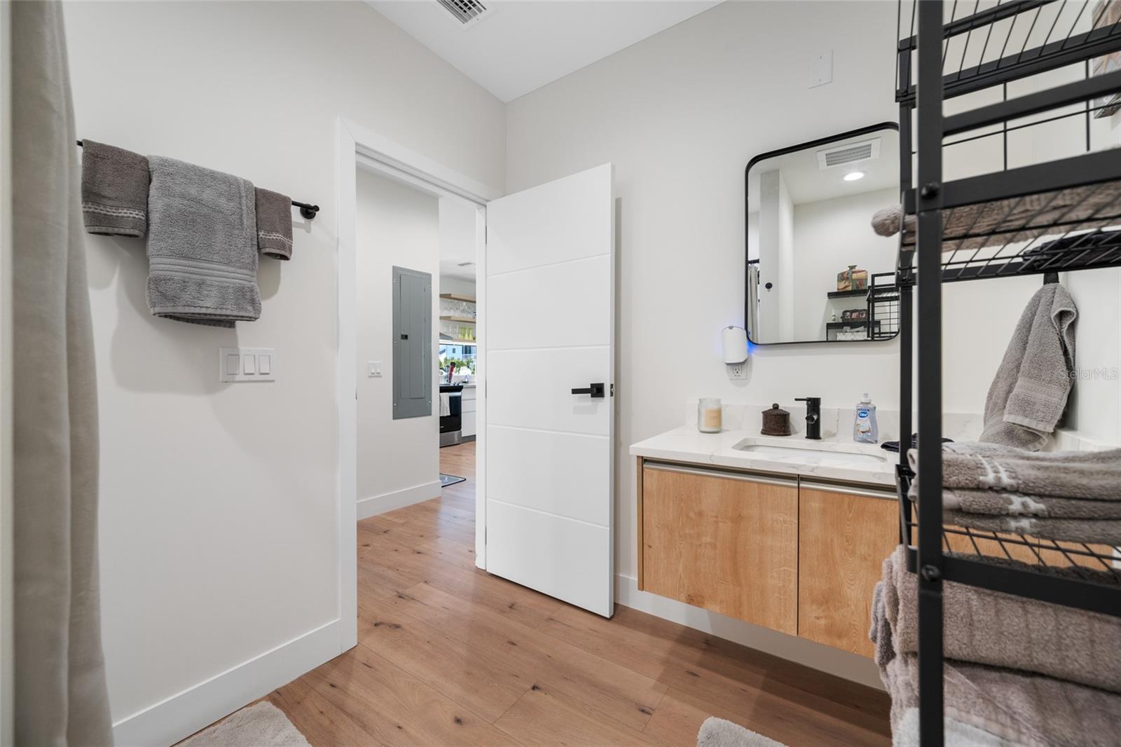 2200 BAY BLVD IRB CONDO - Residential