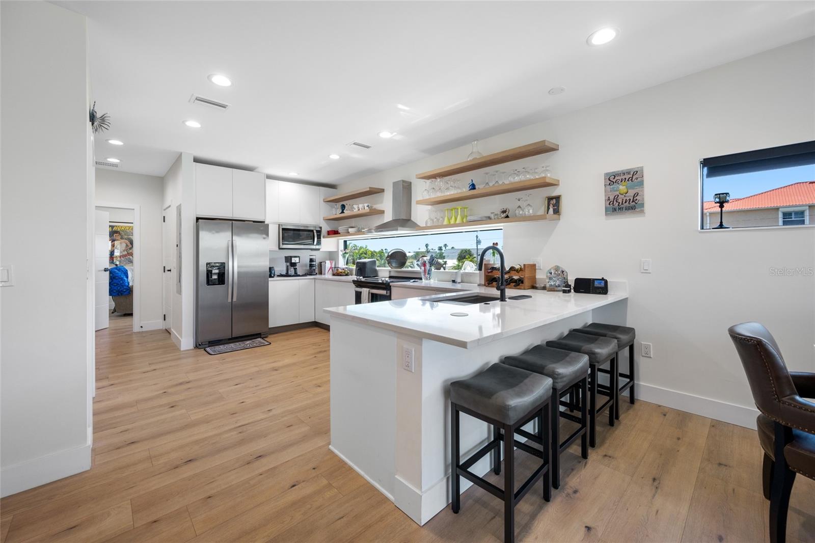 2200 BAY BLVD IRB CONDO - Residential