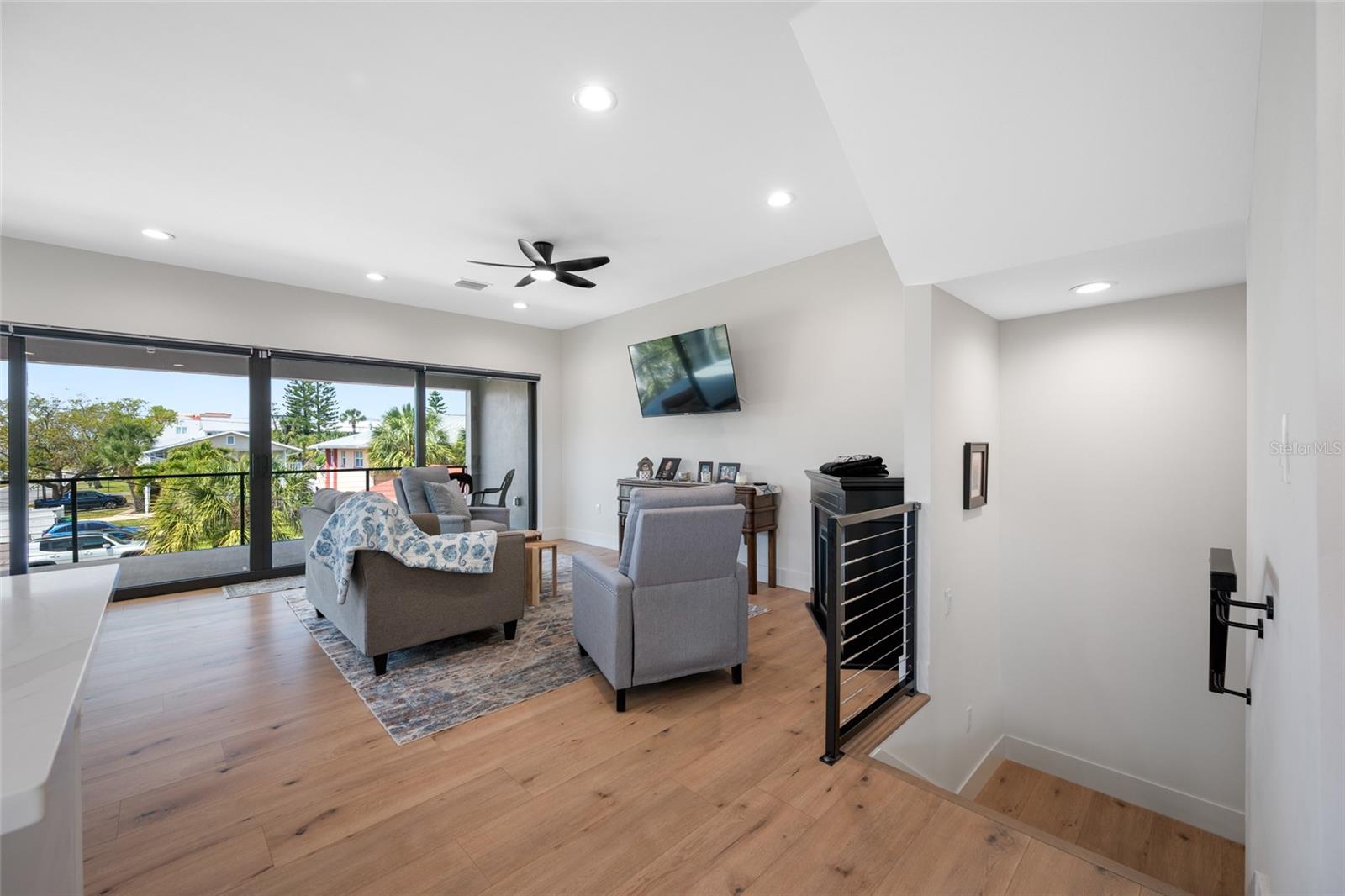 2200 BAY BLVD IRB CONDO - Residential