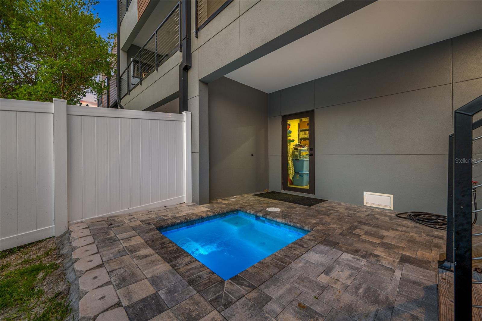 2200 BAY BLVD IRB CONDO - Residential