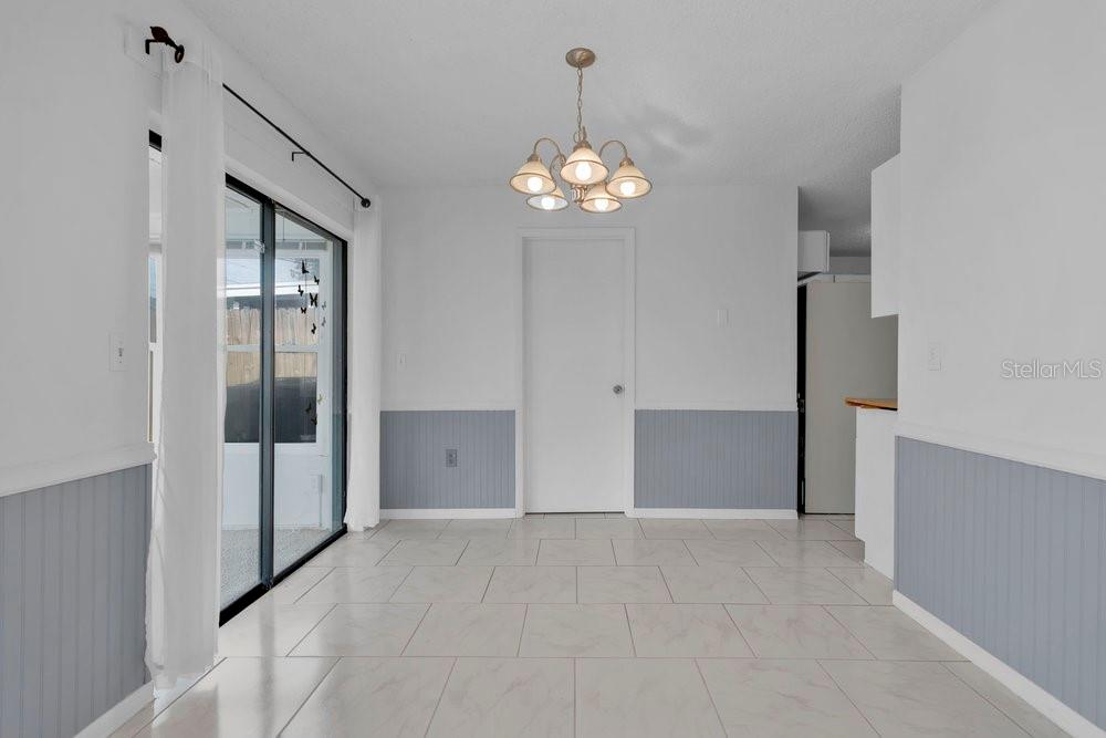 VALENCIA VILLAGE - Residential