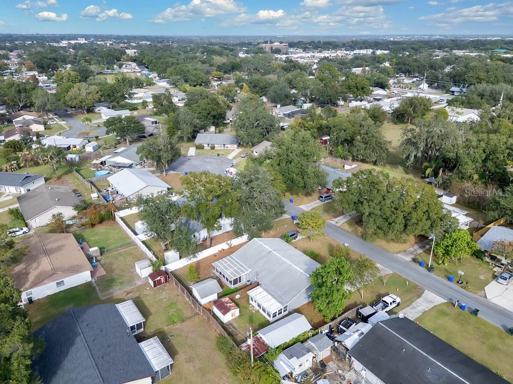 VALENCIA VILLAGE - Residential