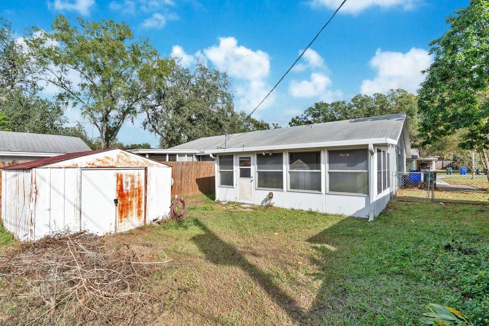 VALENCIA VILLAGE - Residential