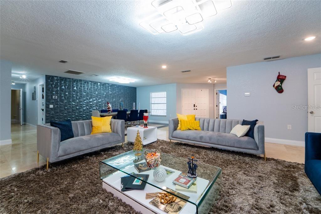 4627 WOODLOT COURT