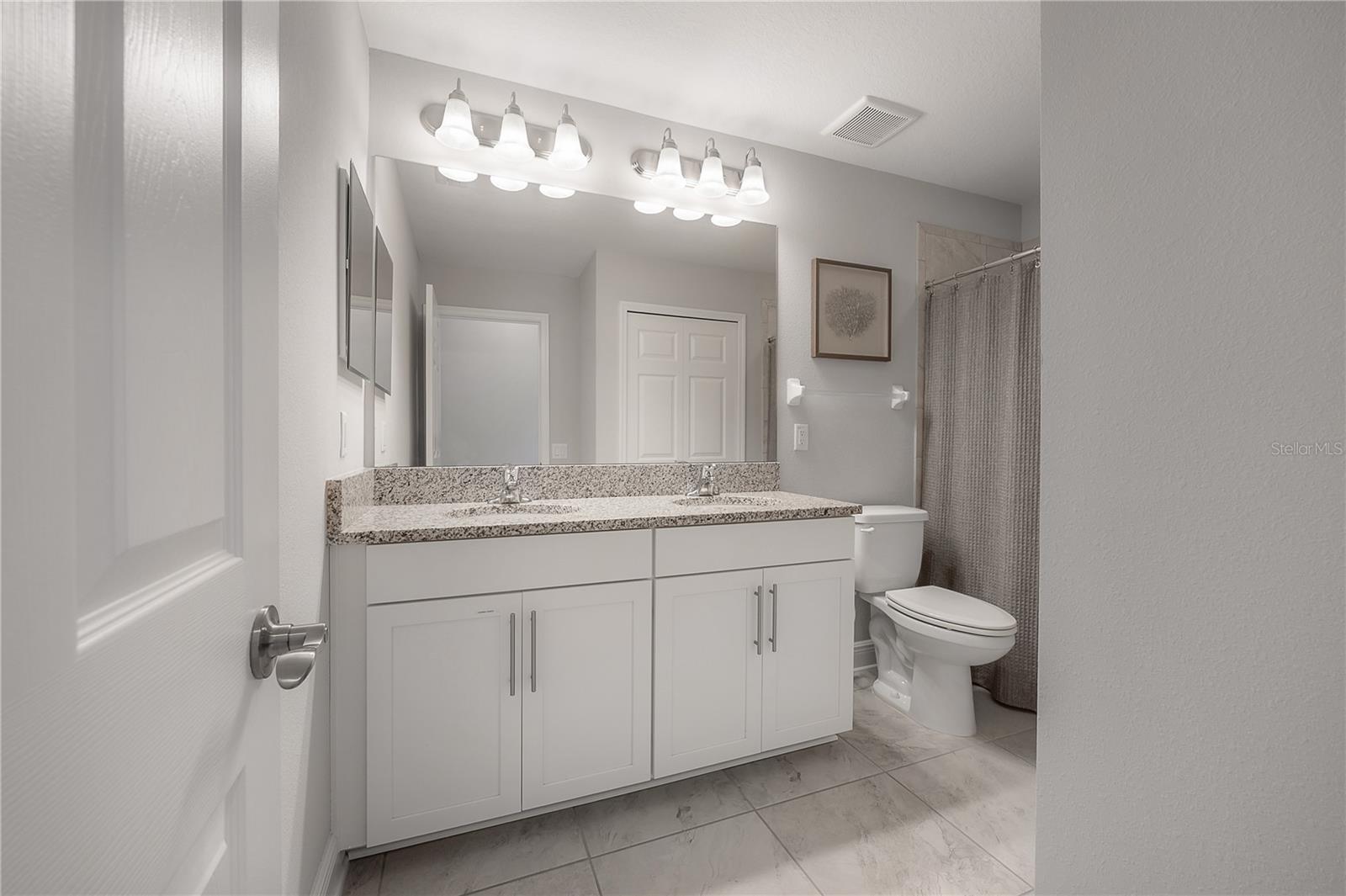 WEST LAKE TWNHMS PH 2 - Residential