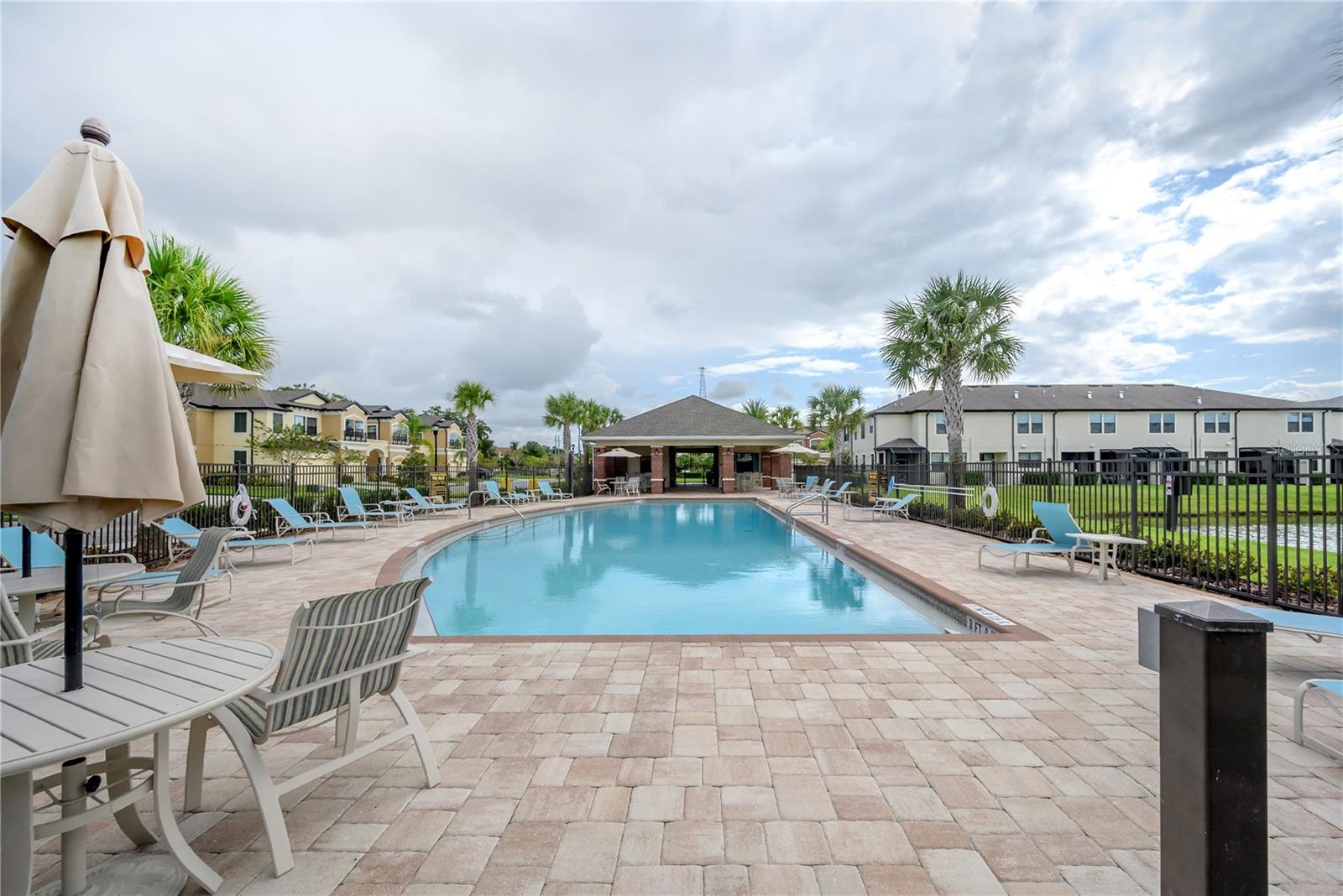 WEST LAKE TWNHMS PH 2 - Residential