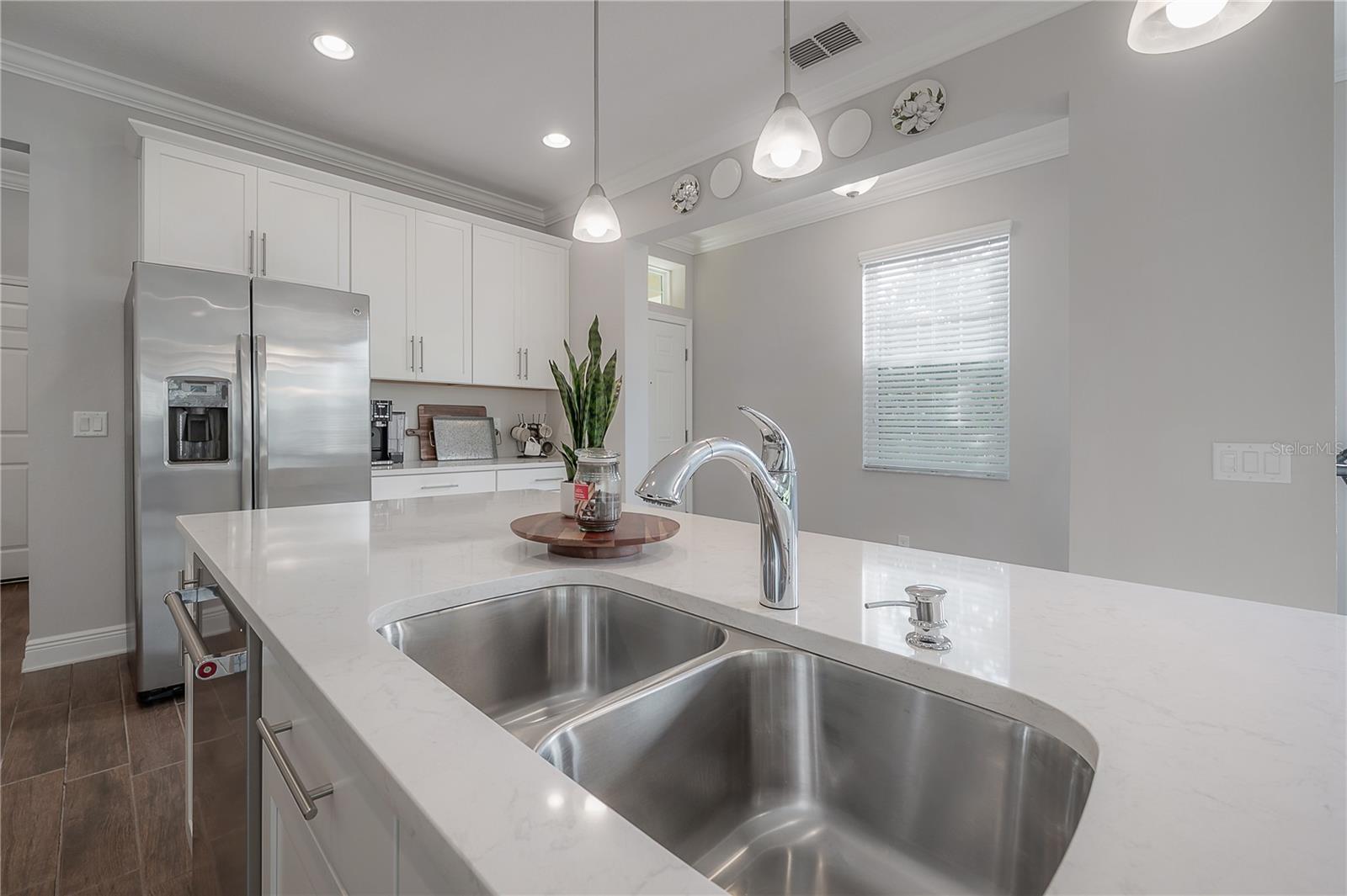 WEST LAKE TWNHMS PH 2 - Residential