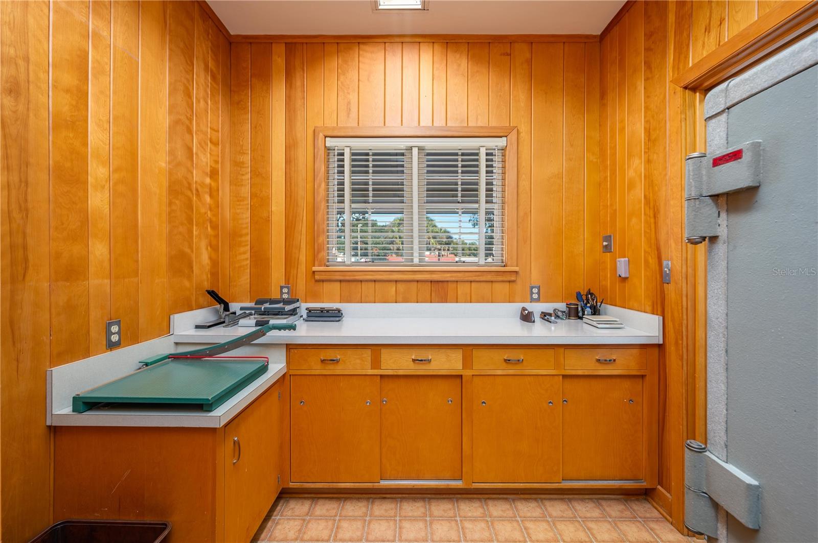 SUMMERLIN SCHOOL LANDS - Commercial Sale