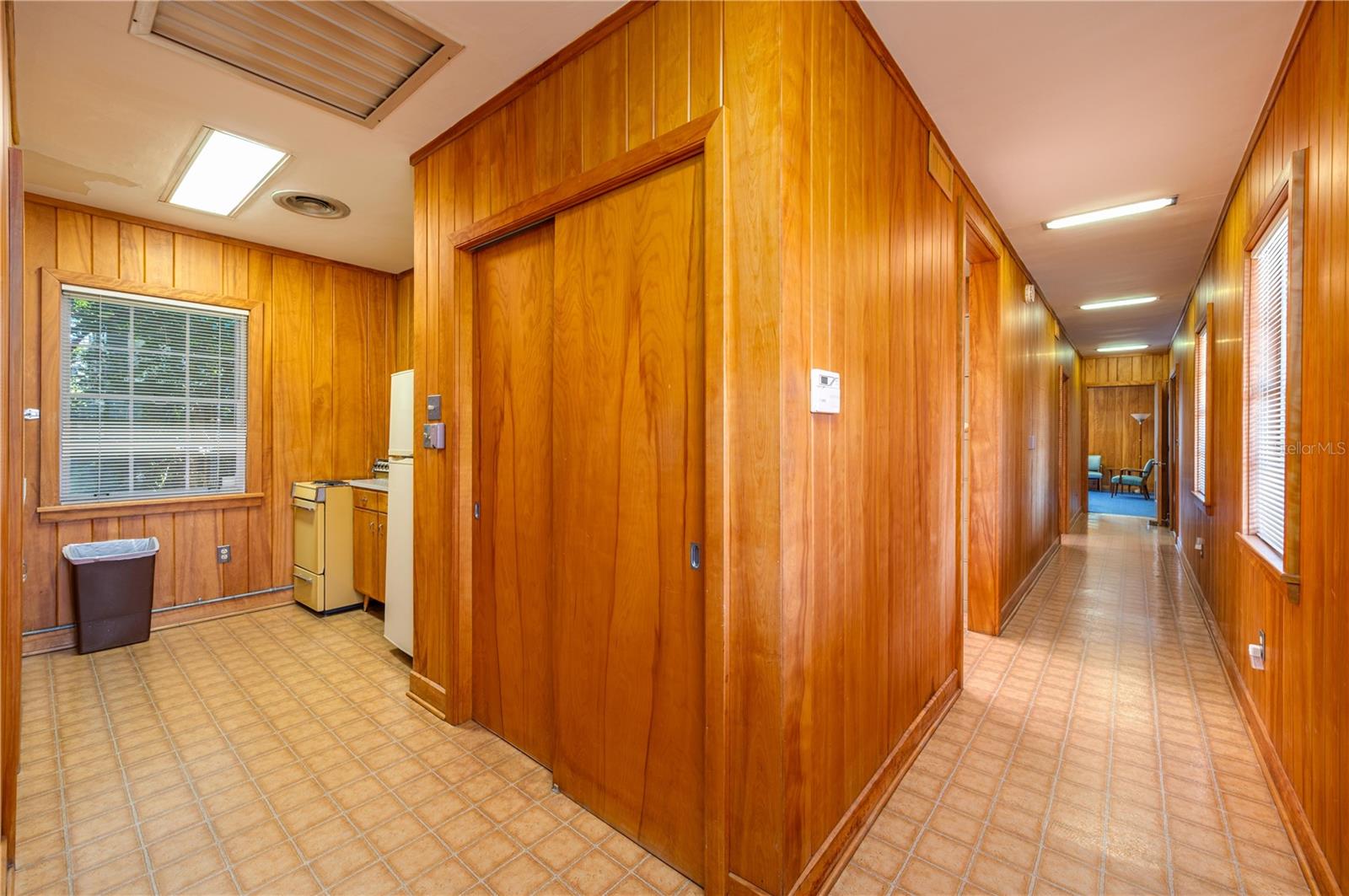 SUMMERLIN SCHOOL LANDS - Commercial Sale