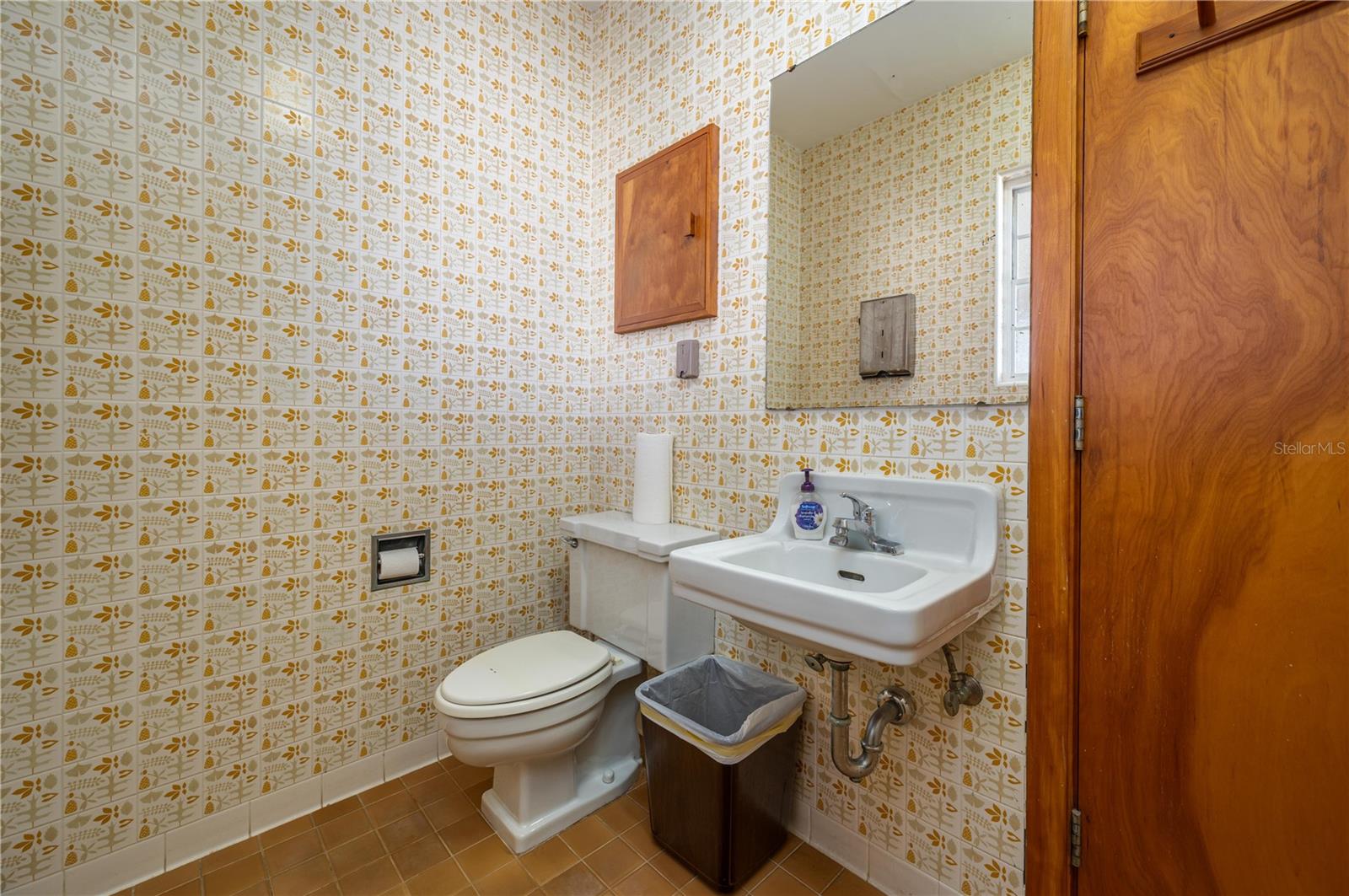 SUMMERLIN SCHOOL LANDS - Commercial Sale