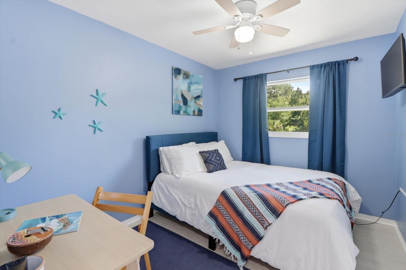 CRYSTAL PARADISE ESTATES UNIT 02 - Residential