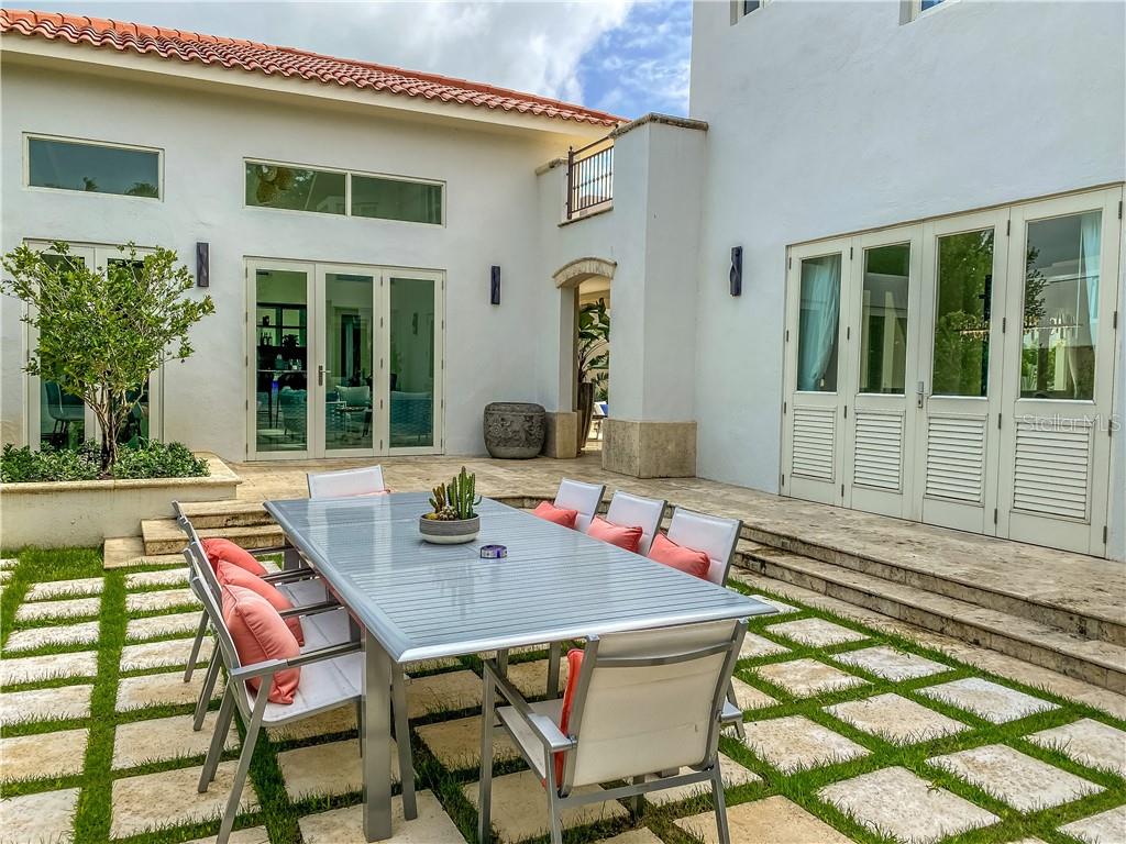 DORADO BEACH EAST - Residential