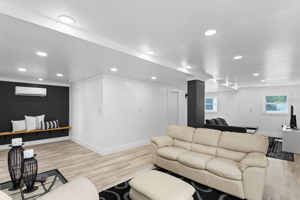 Photo of 3401 Manatee Drive SE, St Petersburg, FL 33705 (MLS # TB8489002)