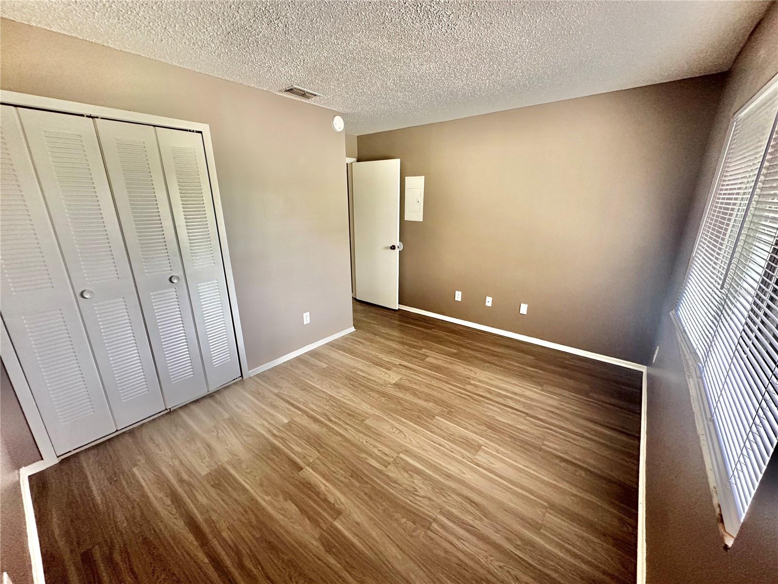 WOODRUFFS SUB FRANK L - Residential Lease