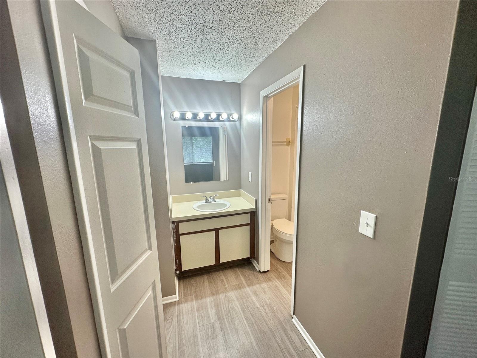 WOODRUFFS SUB FRANK L - Residential Lease