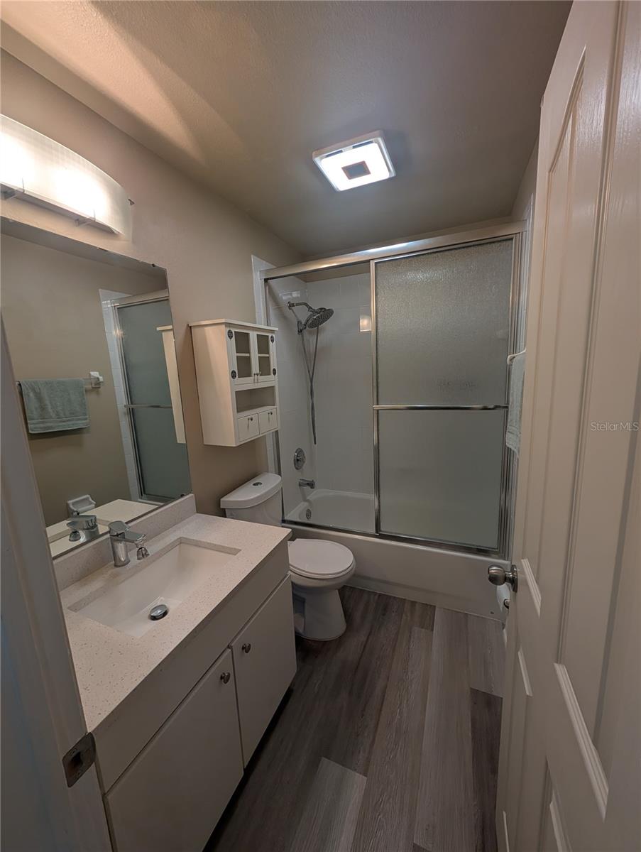 TRAFALGAR SQUARE - Residential Lease