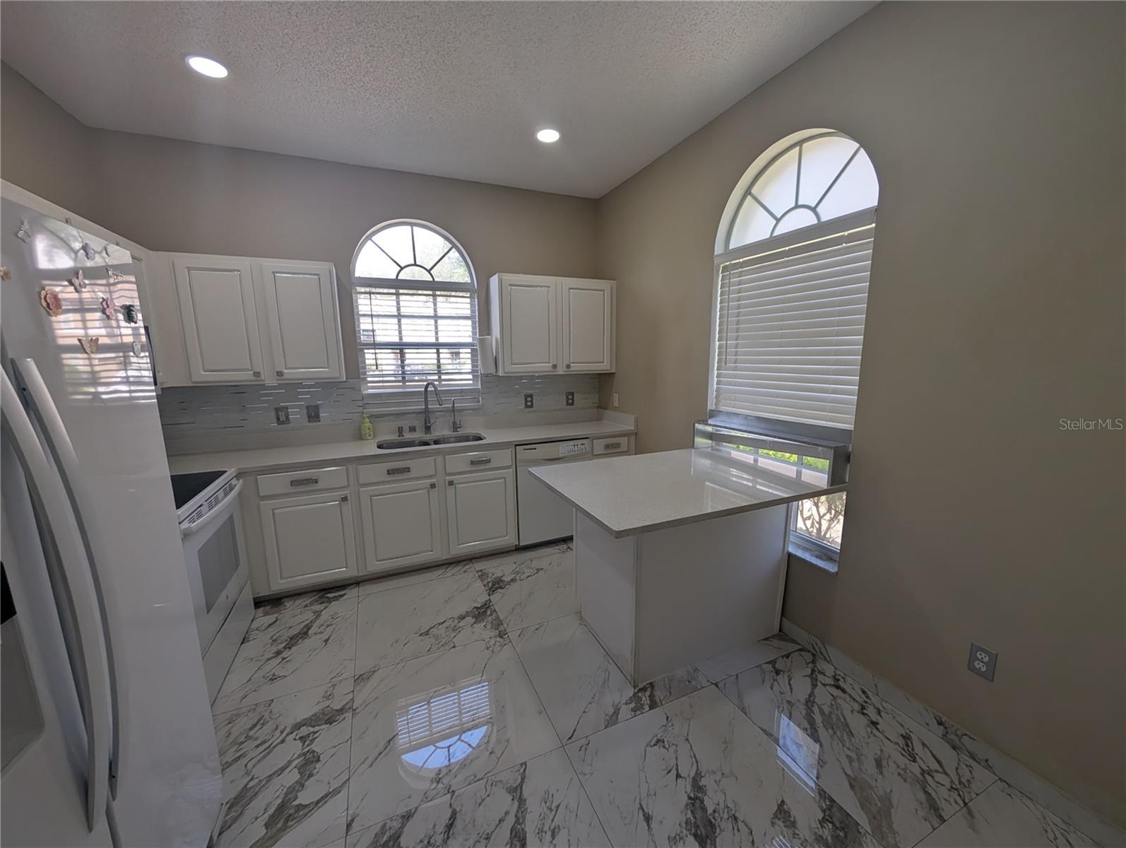 TRAFALGAR SQUARE - Residential Lease