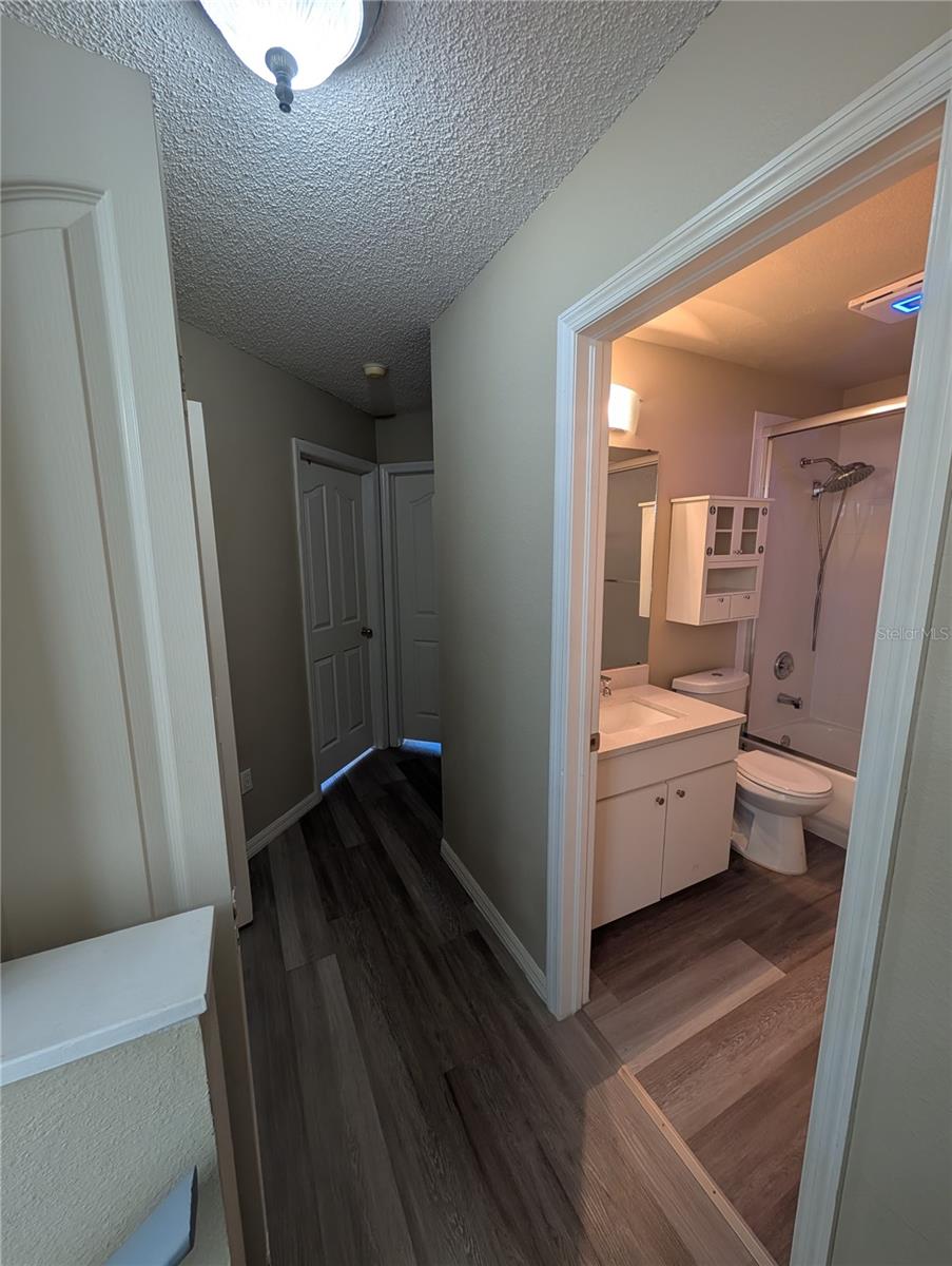 TRAFALGAR SQUARE - Residential Lease