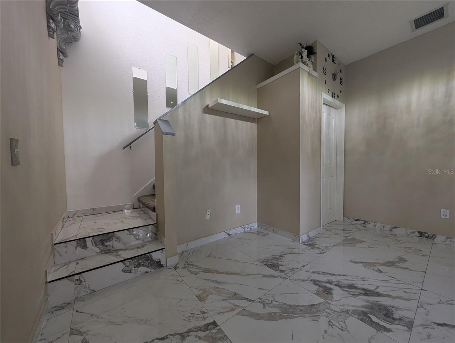 TRAFALGAR SQUARE - Residential Lease
