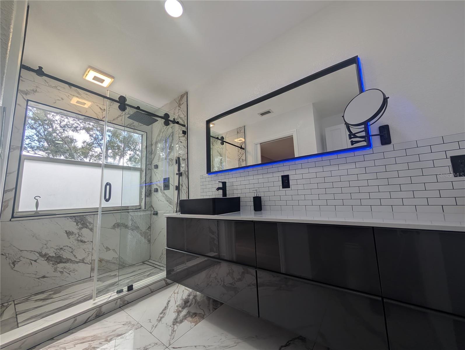 TRAFALGAR SQUARE - Residential Lease